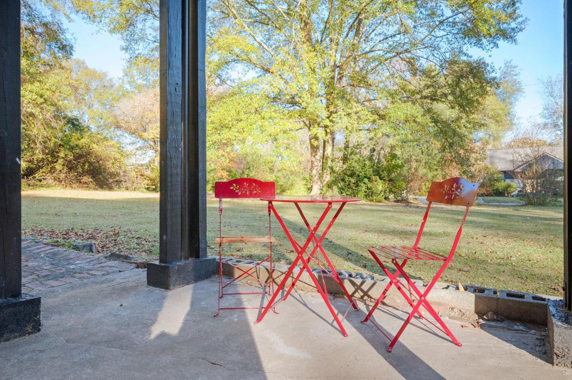 Quiet & Quaint Apartment, 5 Mins To Airport And 15 Mins To Downtown Atlanta Buitenkant foto