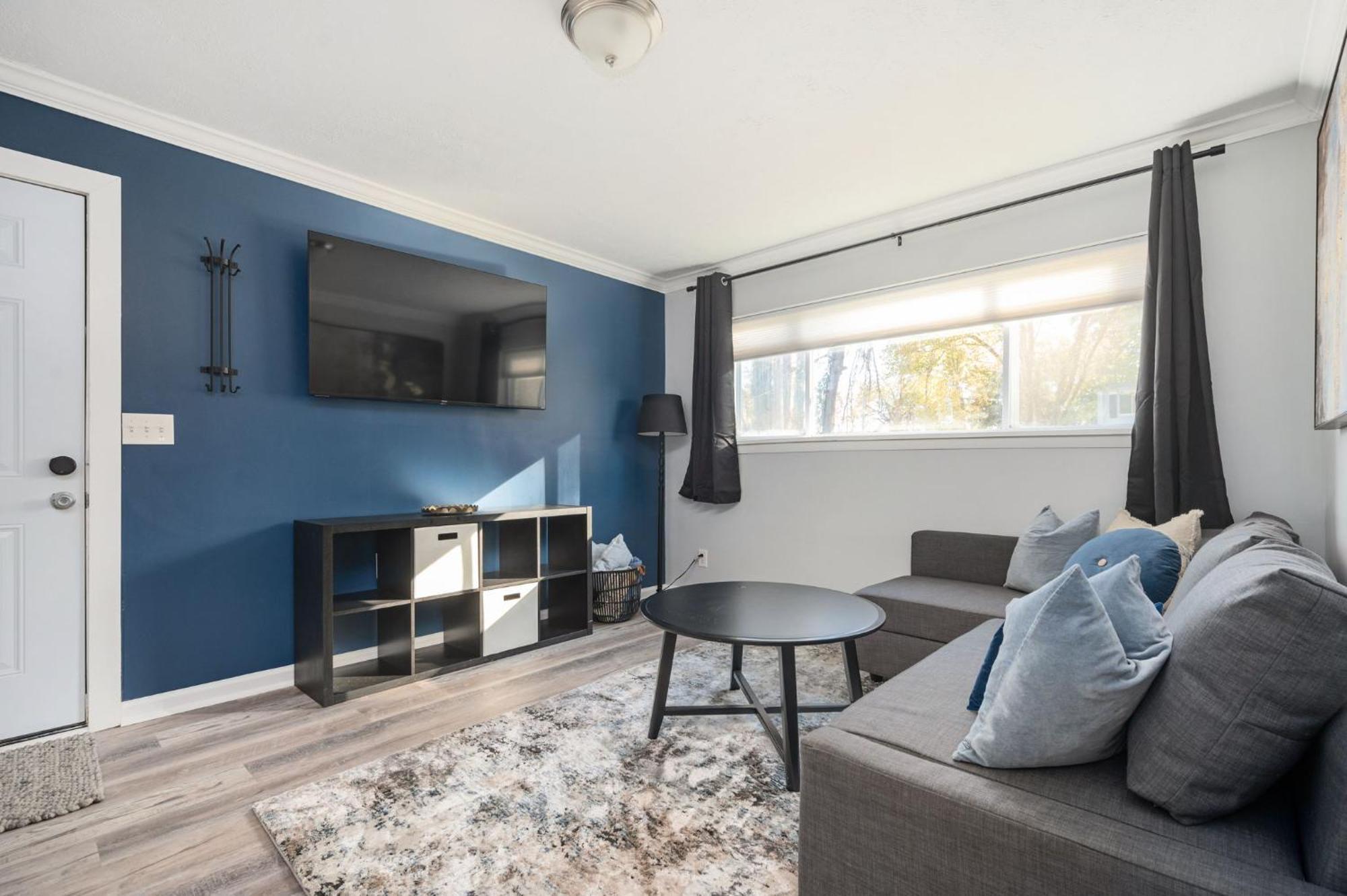 Quiet & Quaint Apartment, 5 Mins To Airport And 15 Mins To Downtown Atlanta Buitenkant foto