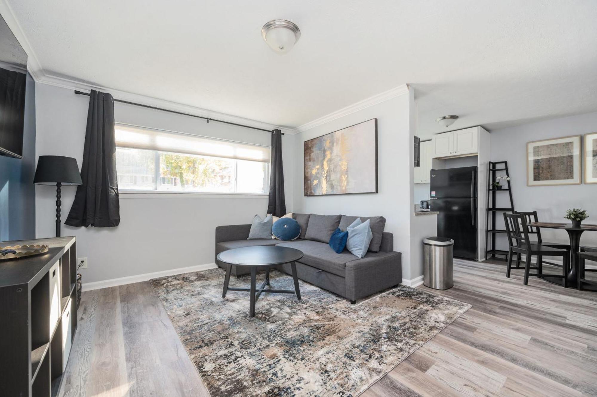 Quiet & Quaint Apartment, 5 Mins To Airport And 15 Mins To Downtown Atlanta Buitenkant foto